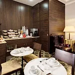 939 Hotel 3*