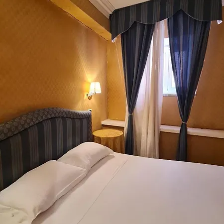 マーカス 3* ローマ