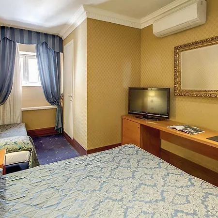 ホテル マーカス ローマ