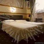 939 Hotell 3*